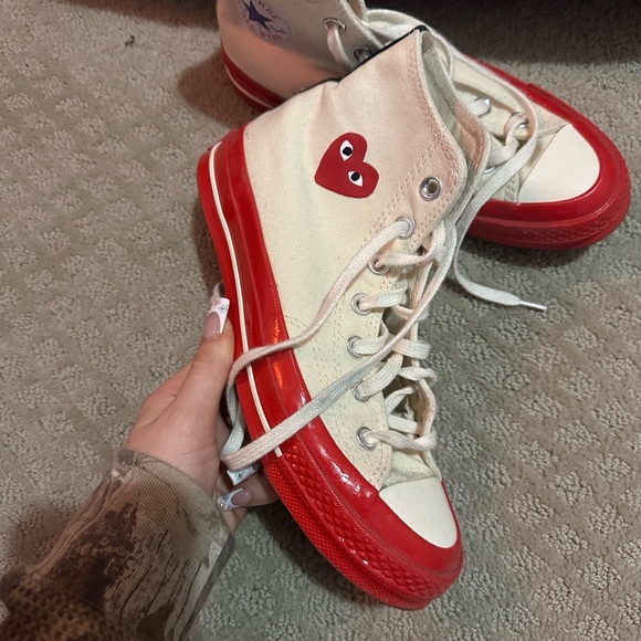 high top red CDG x Converse red heart red bottom collab - Picture 3 of 6